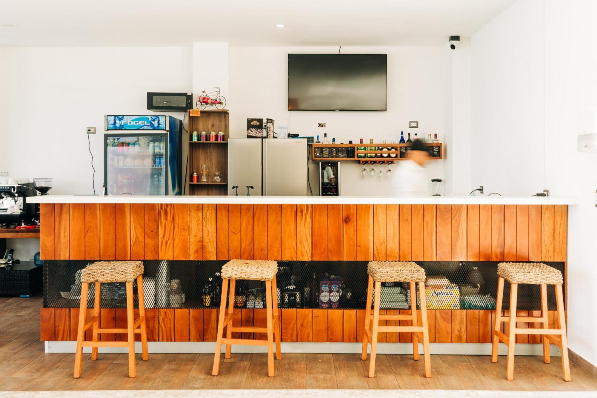 Equinoccio Hotel Santa Ana Ngoại thất bức ảnh